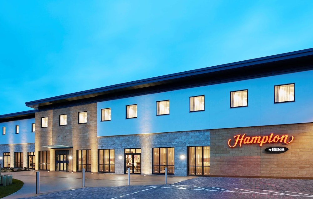 Hampton by Hilton Oxford 18