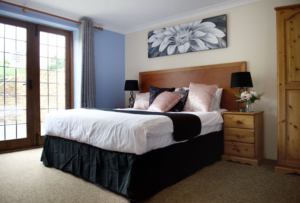 Little Foxes Hotel 3