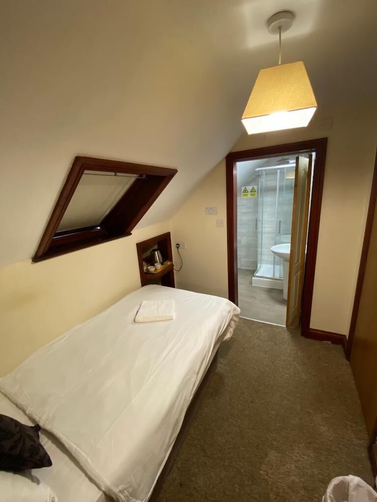 Little Foxes Hotel 6