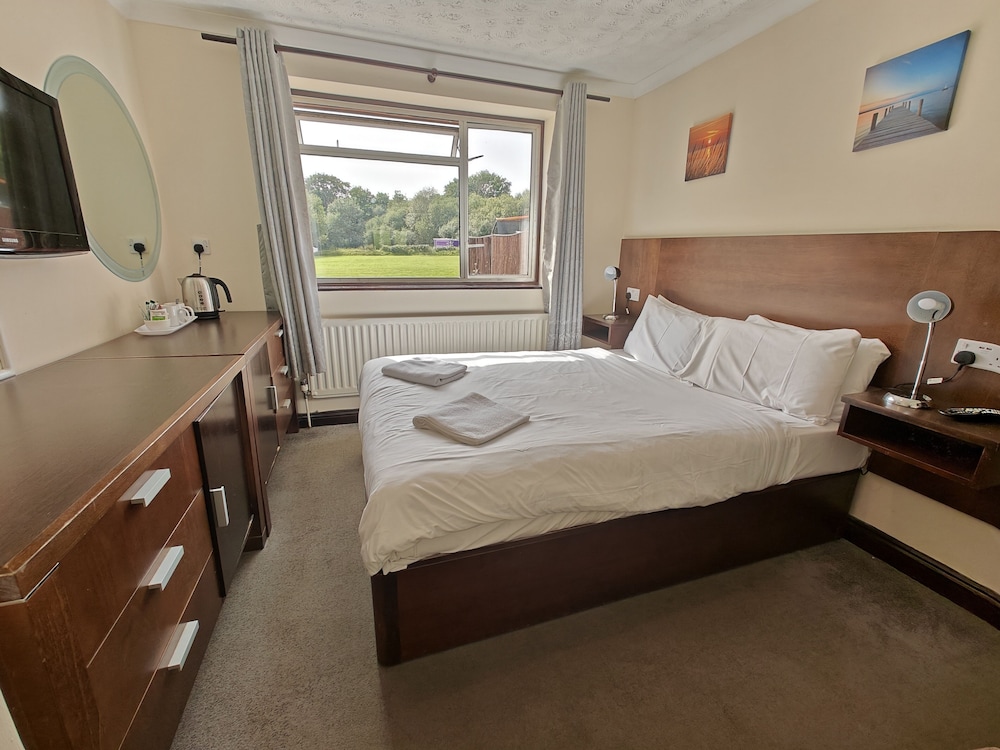 Little Foxes Hotel 11