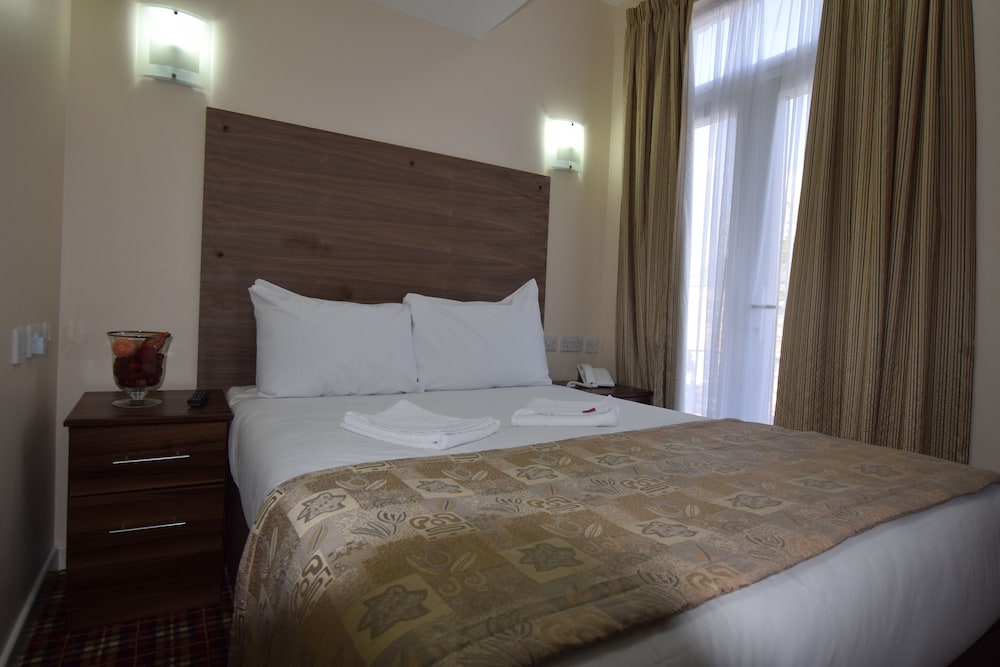 Lucky 8 Hotel 15