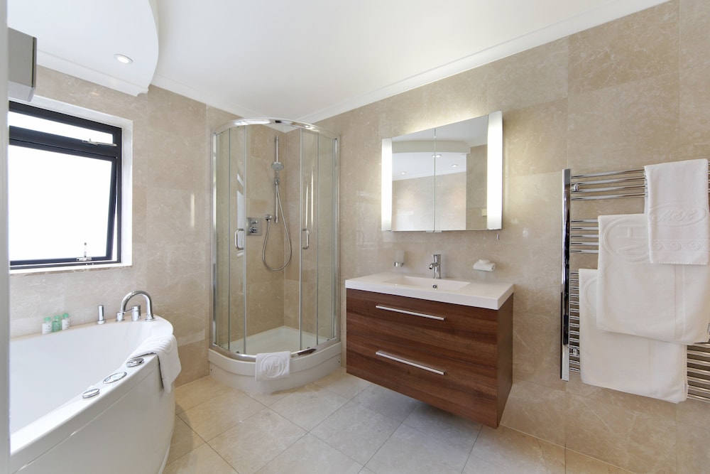 Mayfair House 24