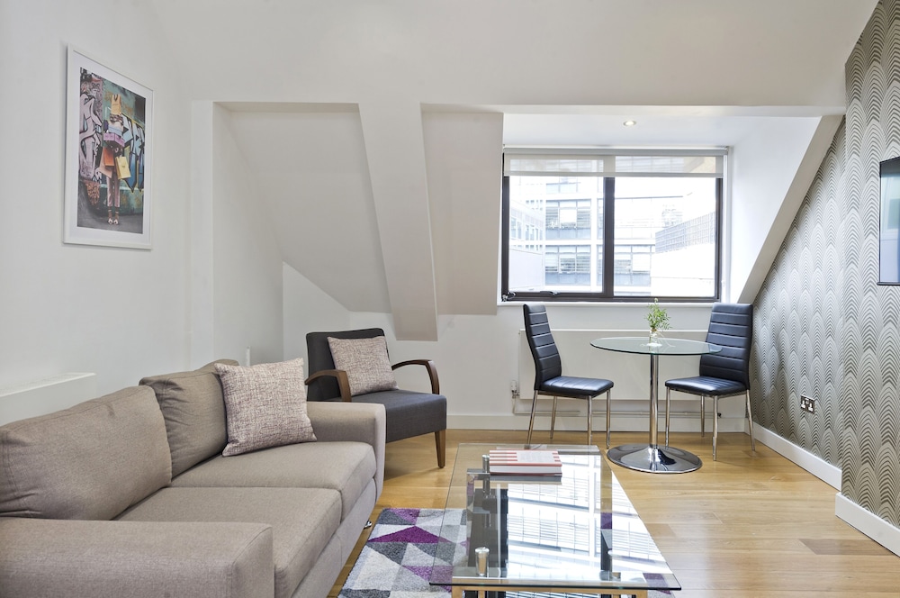 City2Stay Serviced Apartments Red Lion Court 18