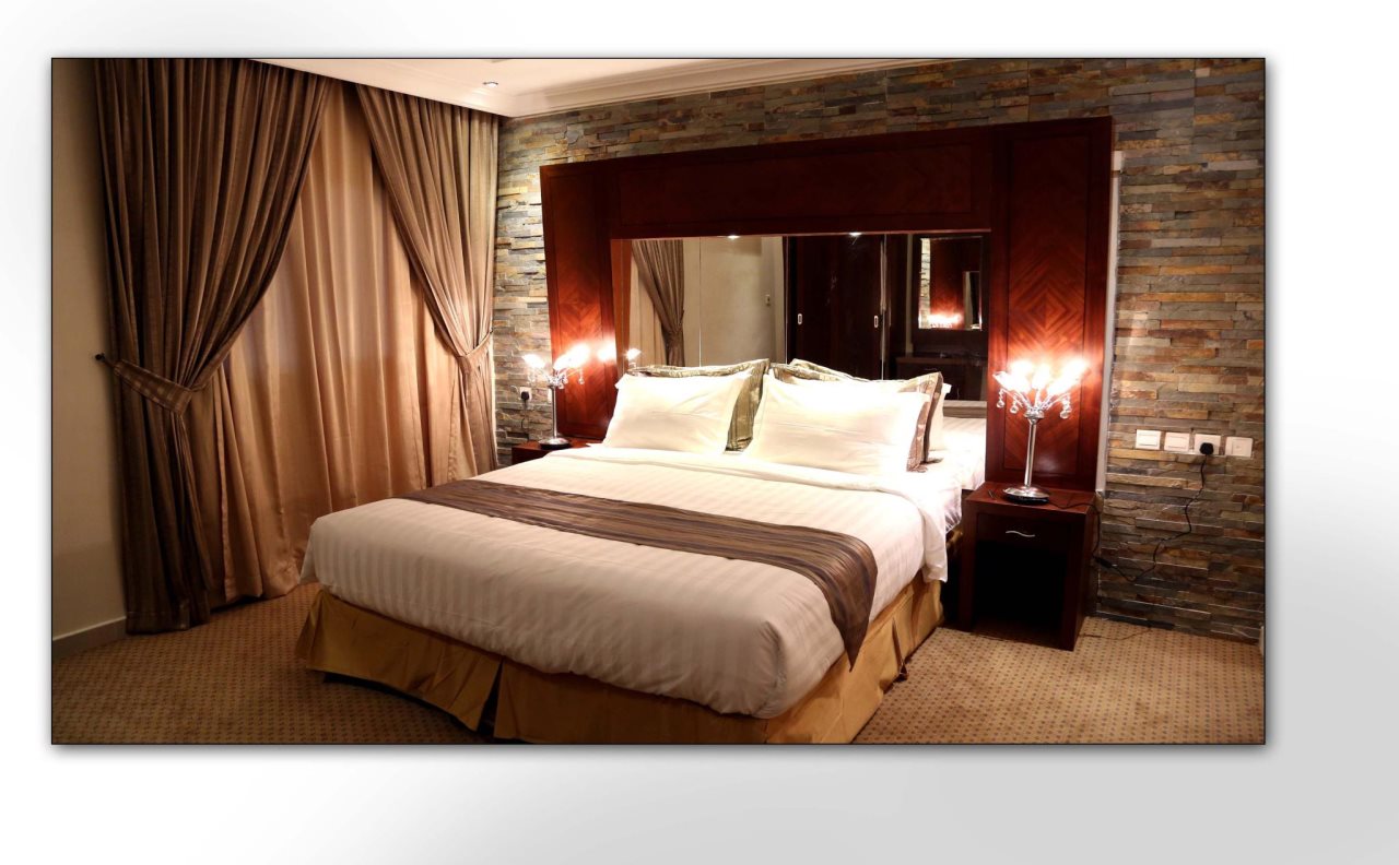 Loren Suites 12