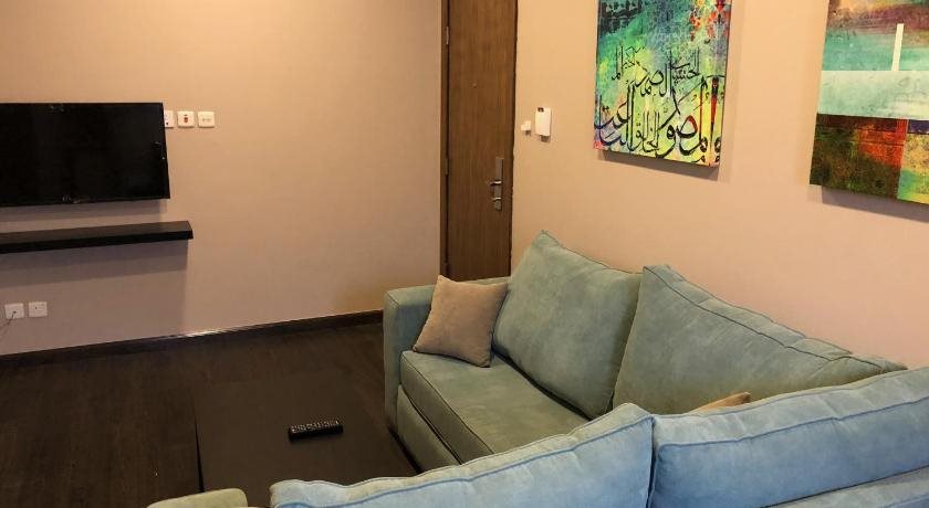 Loren Suites 16