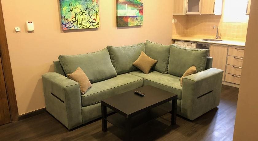 Loren Suites 17