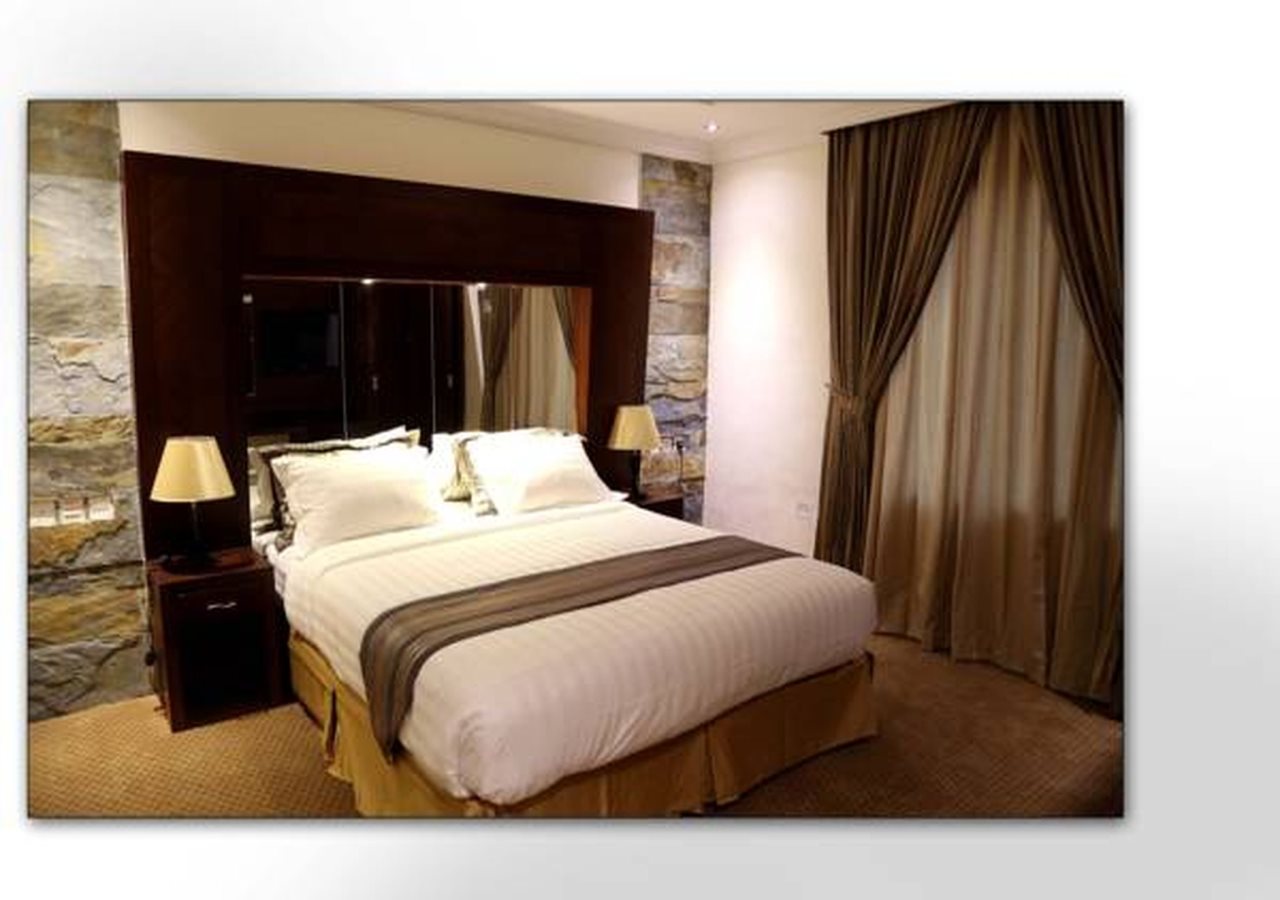 Loren Suites 2