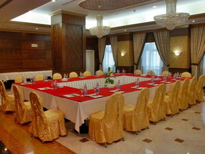 Maden Hotel 9