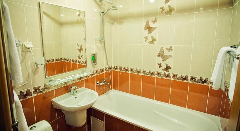 Tourist Hotel 15