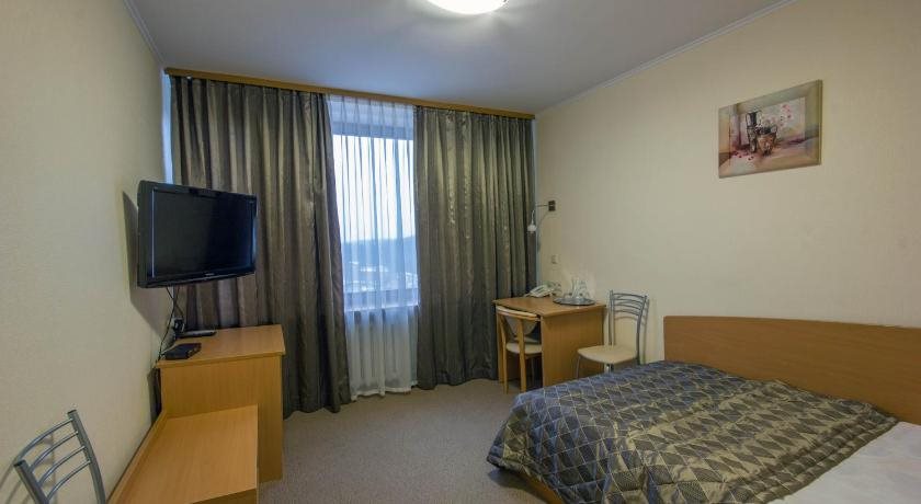 Tourist Hotel 6