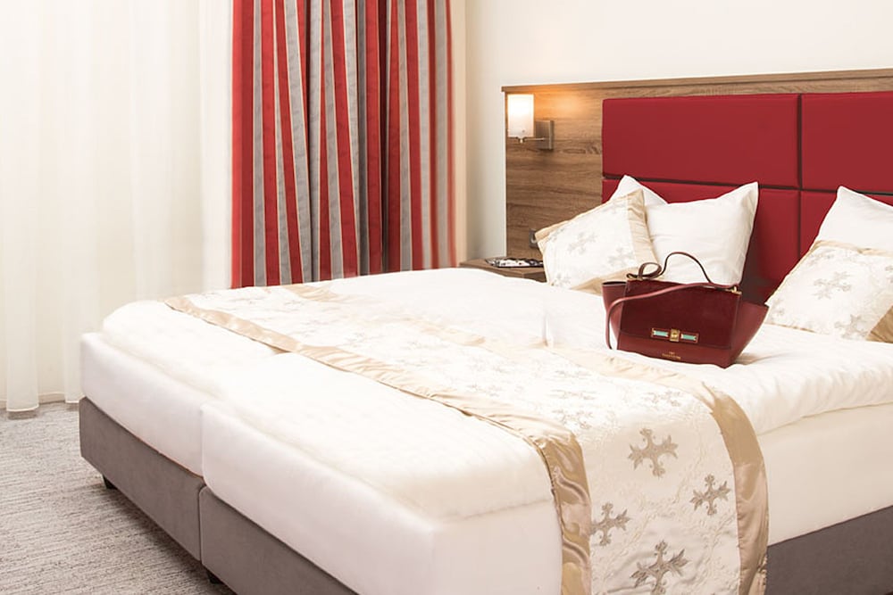 Naam Hotel & Apartments Frankfurt 3