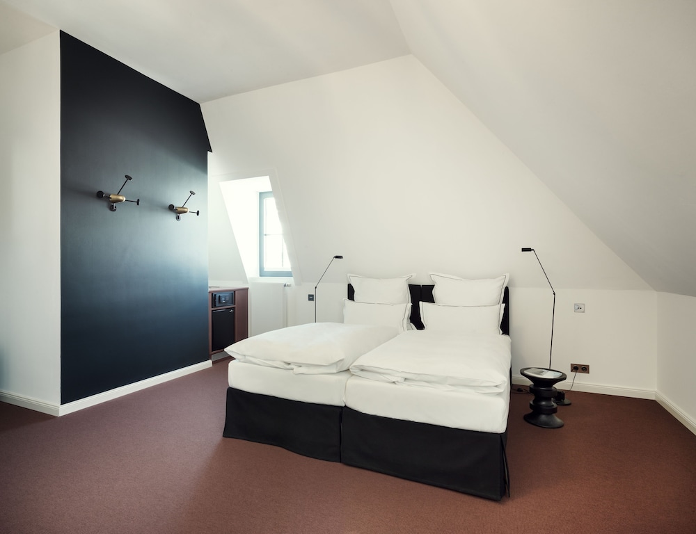 The Qvest Hideaway 22