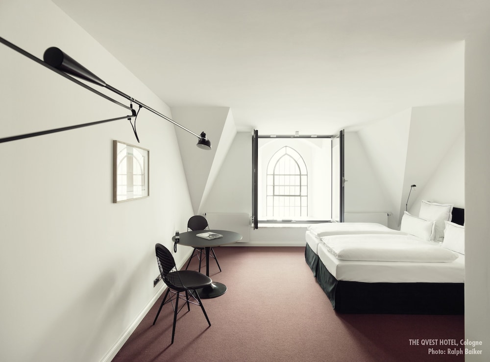 The Qvest Hideaway 6