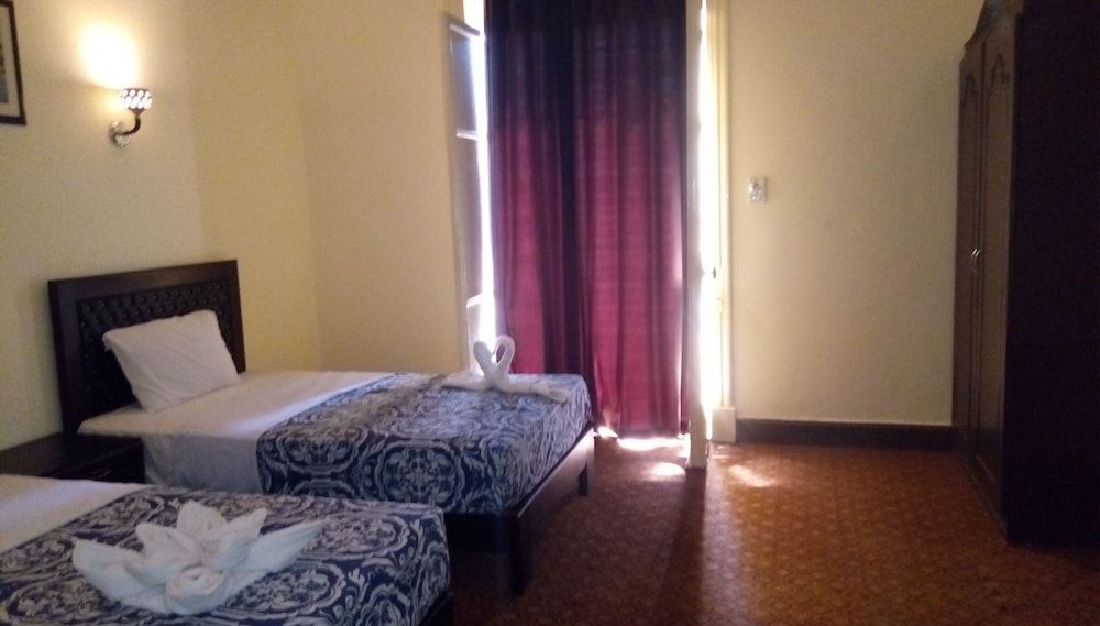 Cairo Paradise Hotel 14