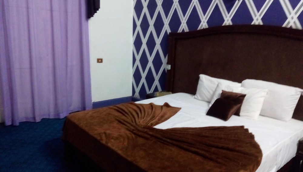 Cairo Paradise Hotel 12