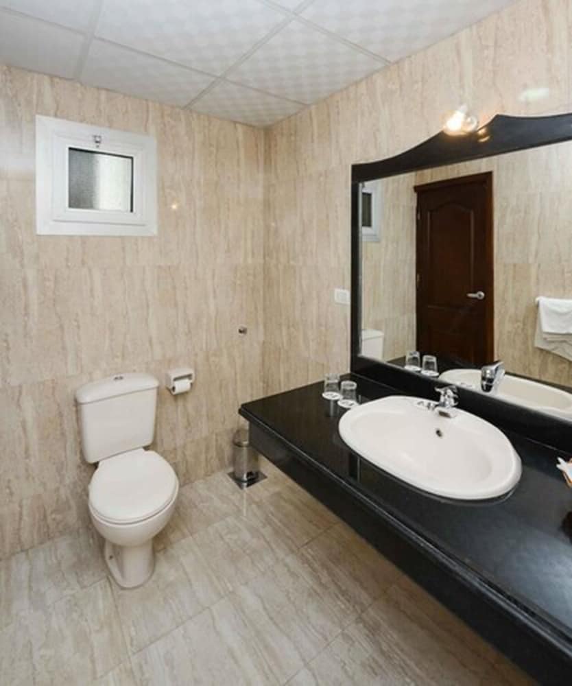 Mirita Hotel 12