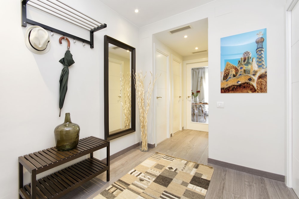 Mercedes Heritage Barcelona Apartments 23
