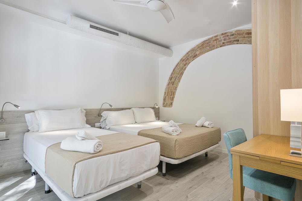 Stay Together Barcelona Apartments 24