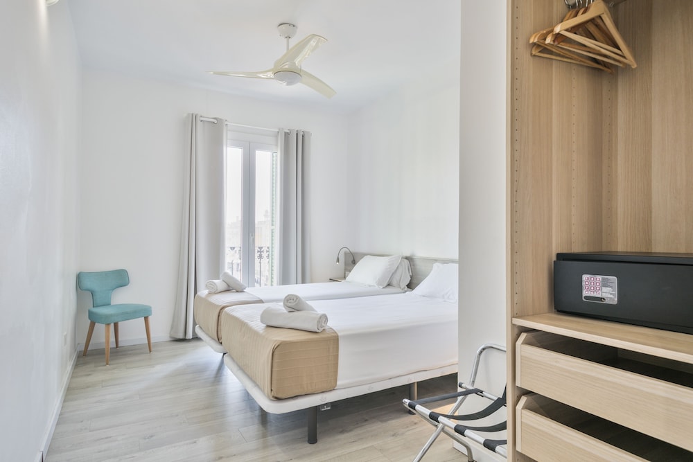 Stay Together Barcelona Apartments 9