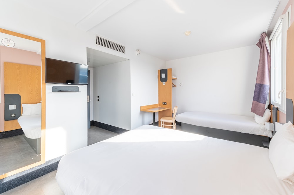 B&B HOTEL Lieusaint Carré Sénart 14
