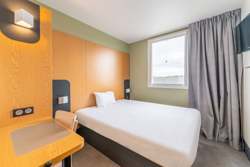 B&B HOTEL Lieusaint Carré Sénart 16