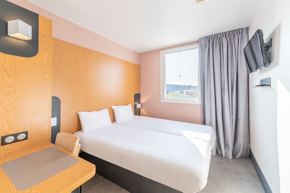B&B HOTEL Lieusaint Carré Sénart 9