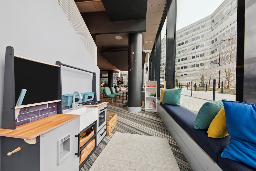 Hotel ibis Styles Paris Charles de Gaulle Airport 9