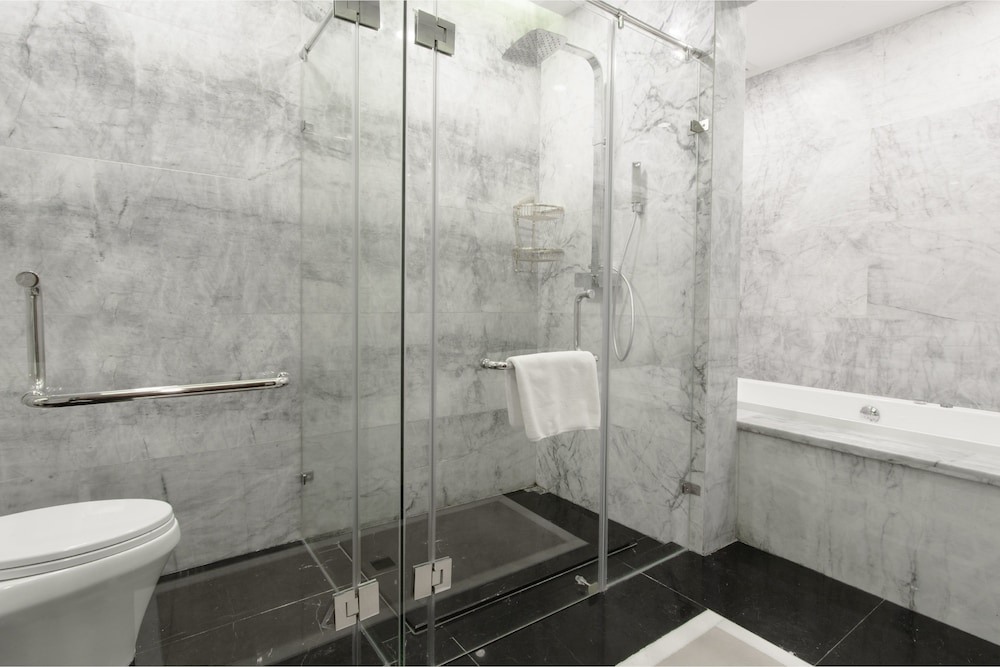 Hotels & Preference Hualing Tbilisi 21
