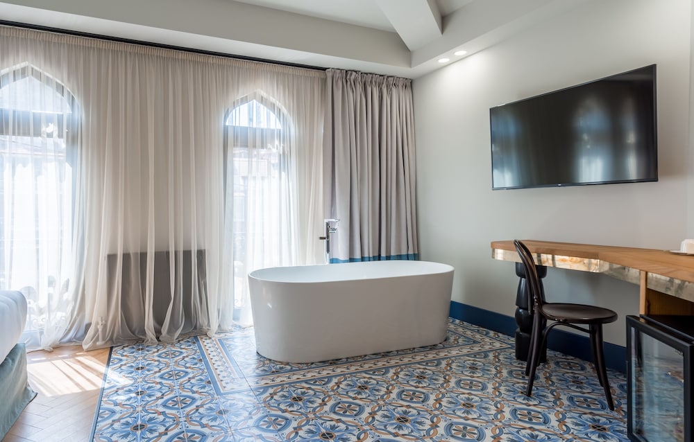Hotel Abanotubani 21