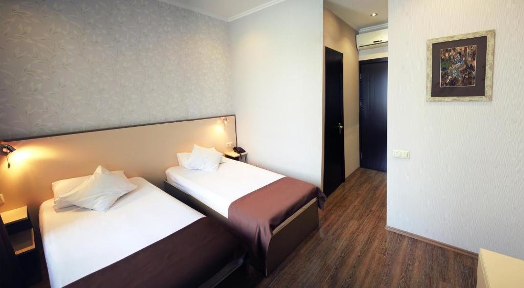 Hotel Rondo 13