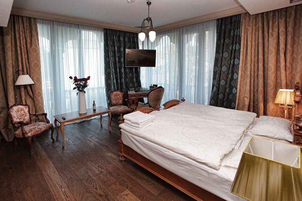Vinotel 9