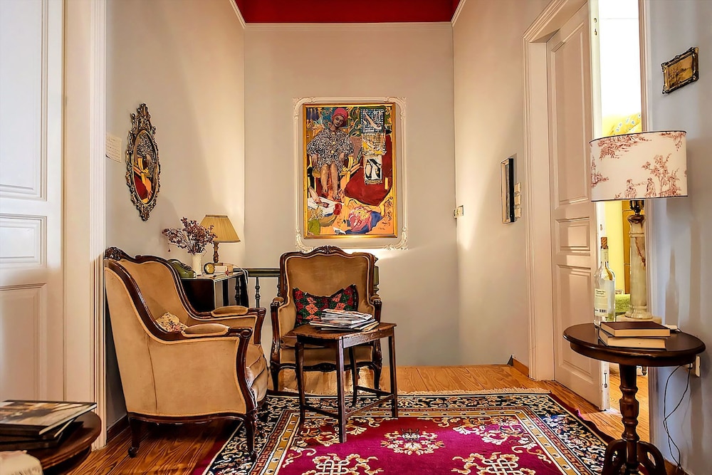 Athens Quinta 24