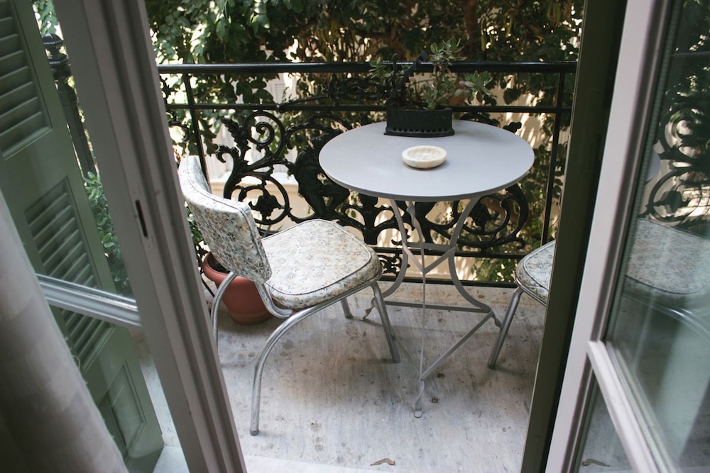 Athens Quinta 14
