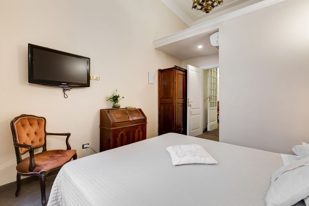 Affreschi Su Roma Luxury B&B 4