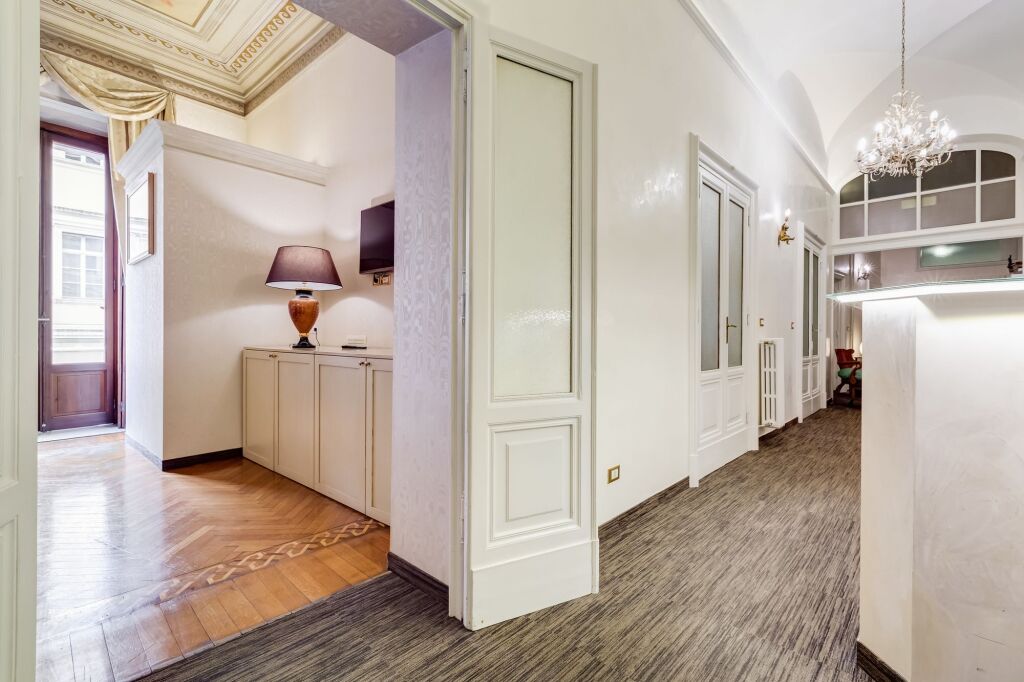 Affreschi Su Roma Luxury B&B 7