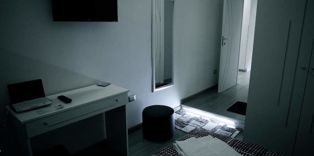 Arts n' Rooms 23