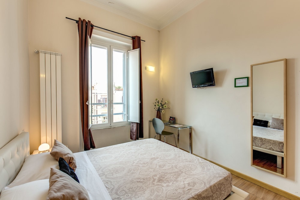 Bon Ton Suite 5