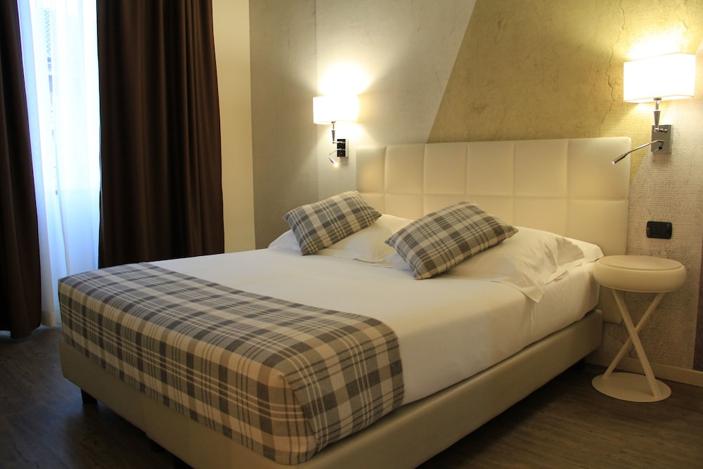 Duomo Hotel & Apartments 11