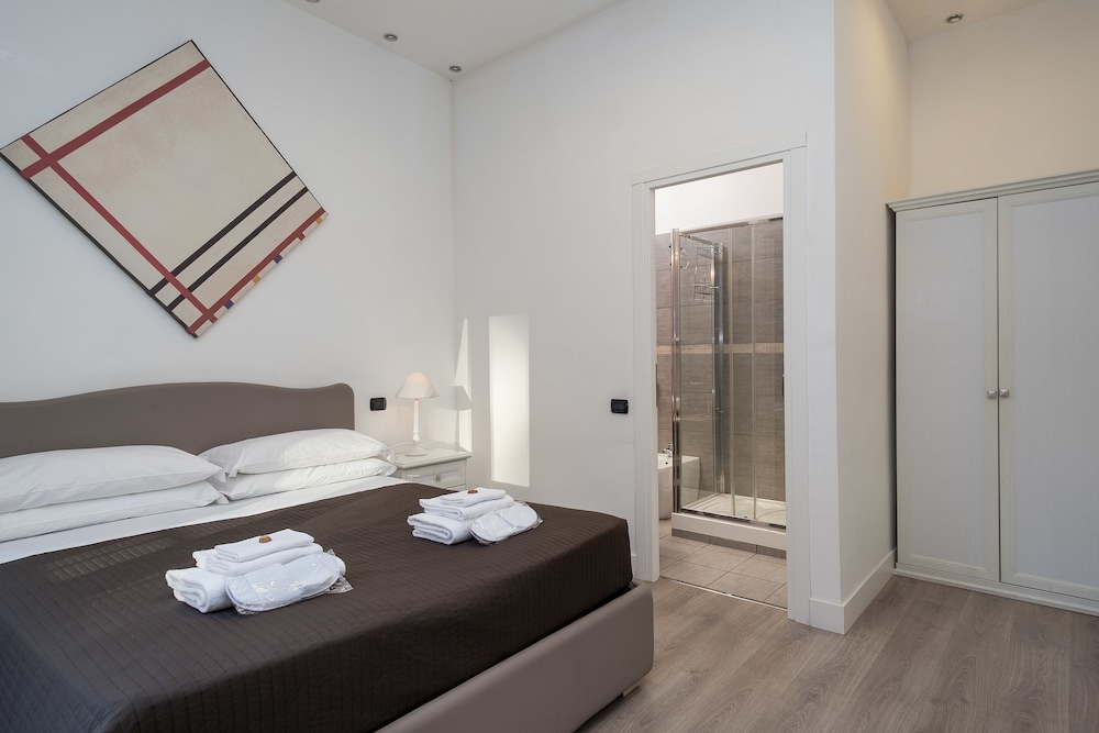 Flat 285 B&B 9