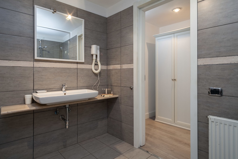 Flat 285 B&B 21