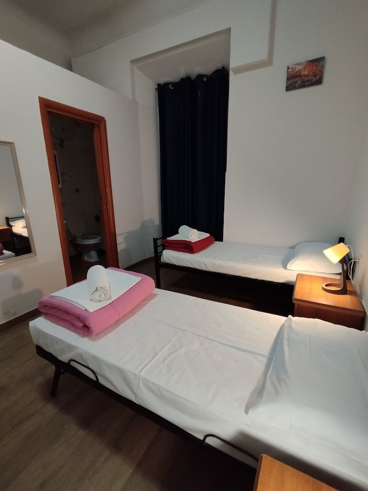 Freedom Traveller Rome Hostel 18