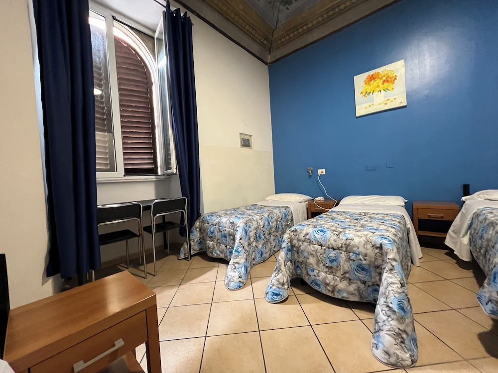 Freedom Traveller Rome Hostel 24