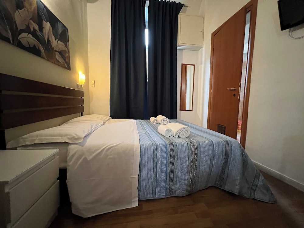 Freedom Traveller Rome Hostel 23