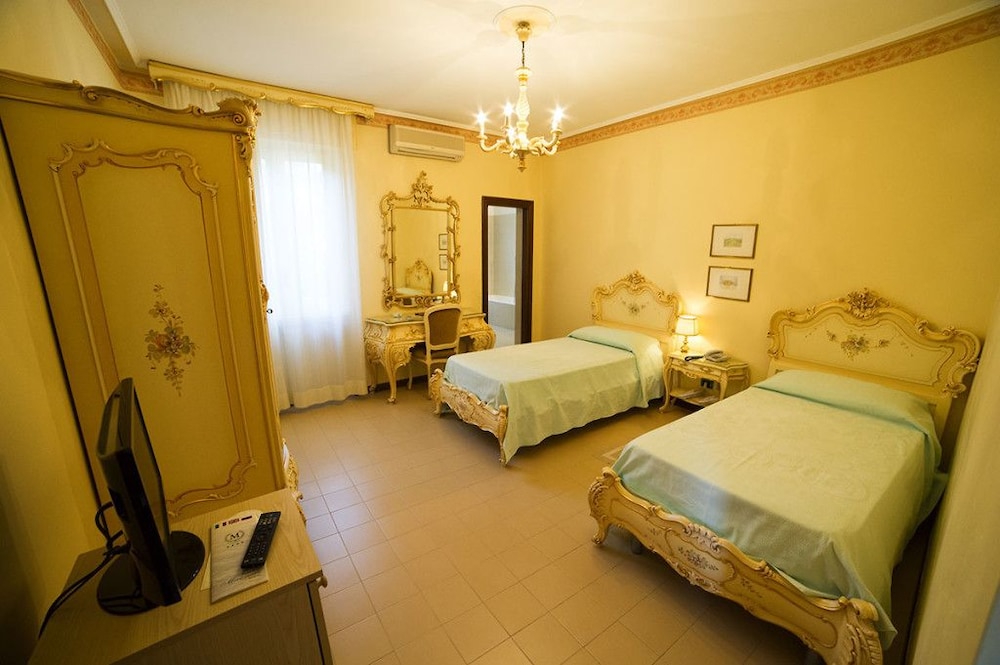 Grande Albergo Miramare 12