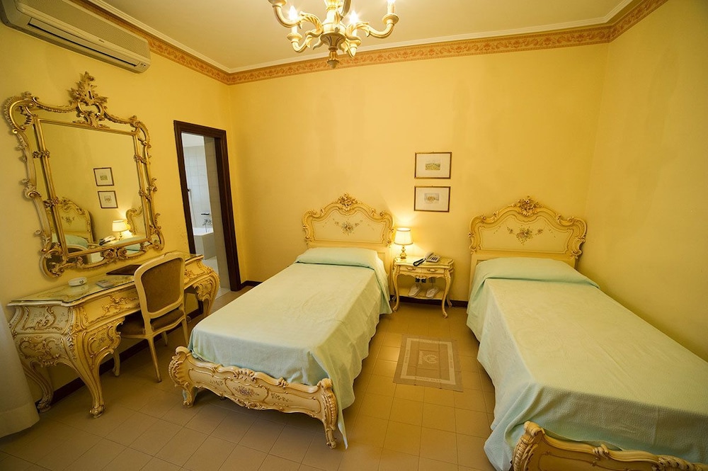 Grande Albergo Miramare 13