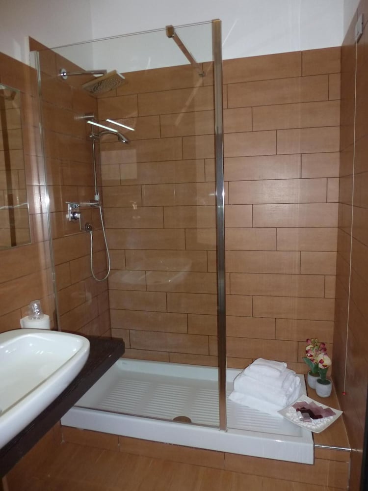 EH Hotels Suites 22