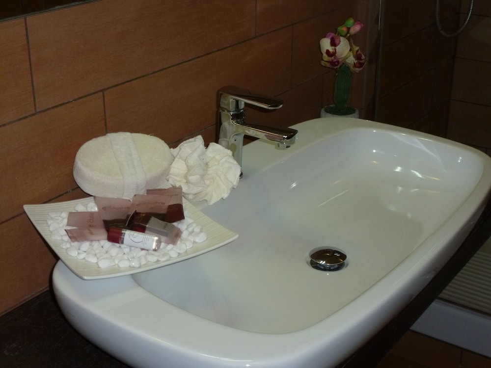 EH Hotels Suites 17