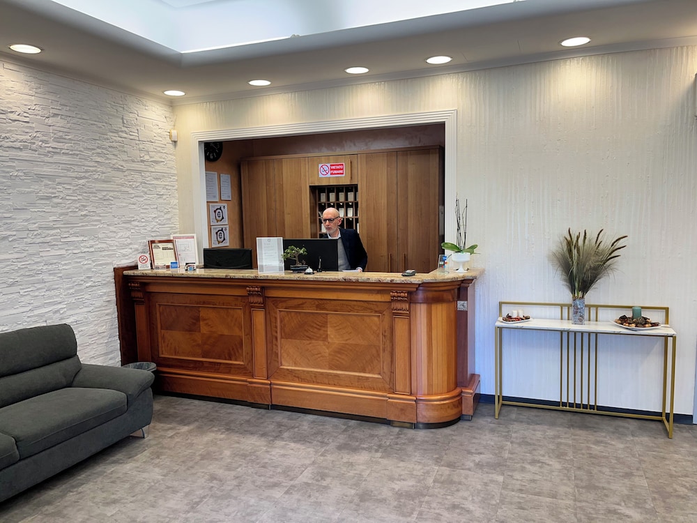 EH Hotels Suites 3