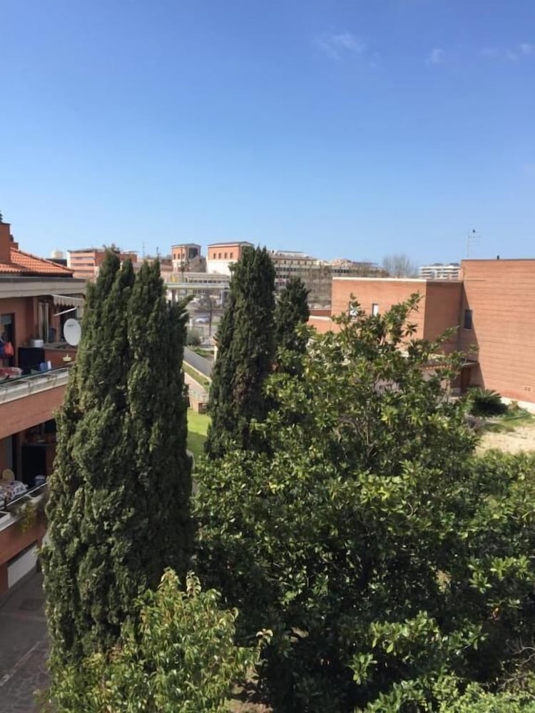 EH Hotels Suites 24