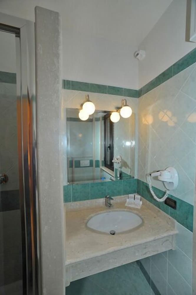 Hotel L'Aquila 11